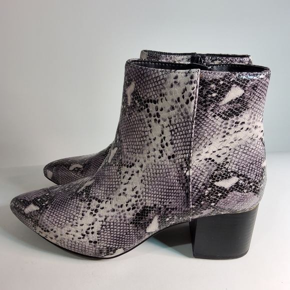 Snake Skin Booties Womens Size 8 - Picture 3 of 7